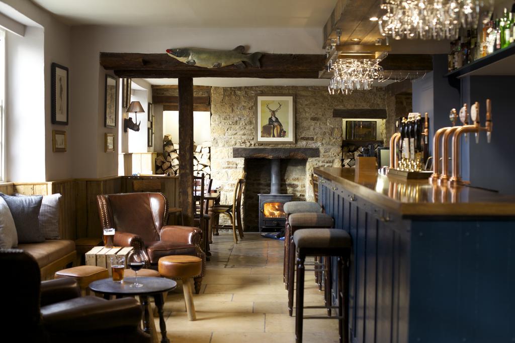 The Trout At Tadpole Bridge Hotel Фарингдън Екстериор снимка